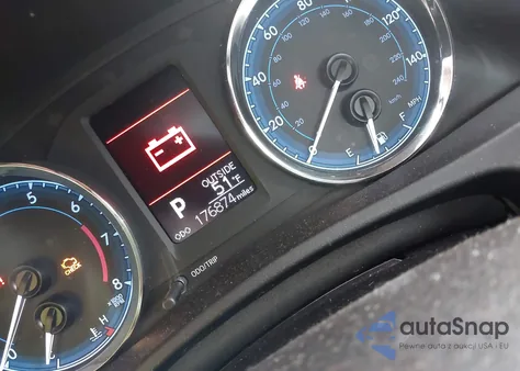 2017 Toyota Corolla Le из США, поврежденный, VIN 2T1BURHEXHC875489